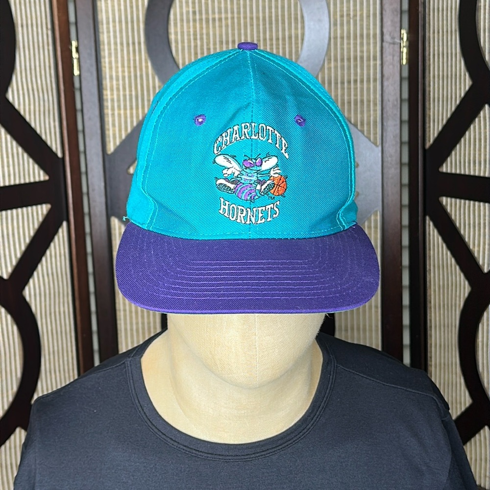 Vintage 90s Charlotte Hornets NBA Snapback Hat Teal Big Logo Basketball Cap